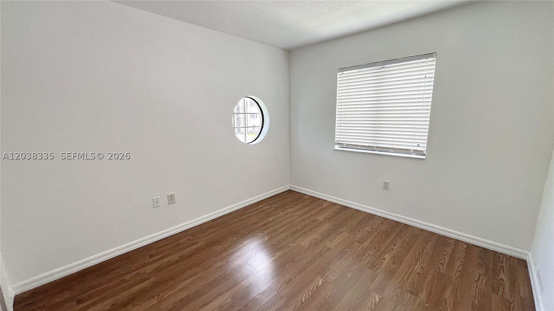 THE COURTS AT BAYSHORE I - Residential