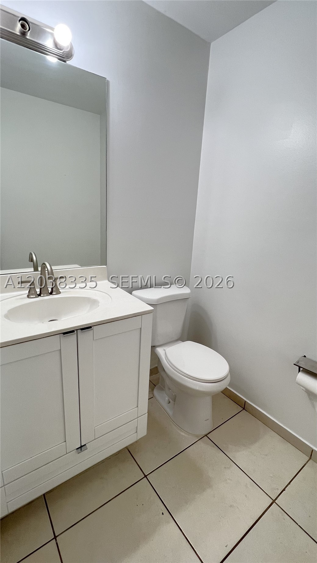 THE COURTS AT BAYSHORE I - Residential