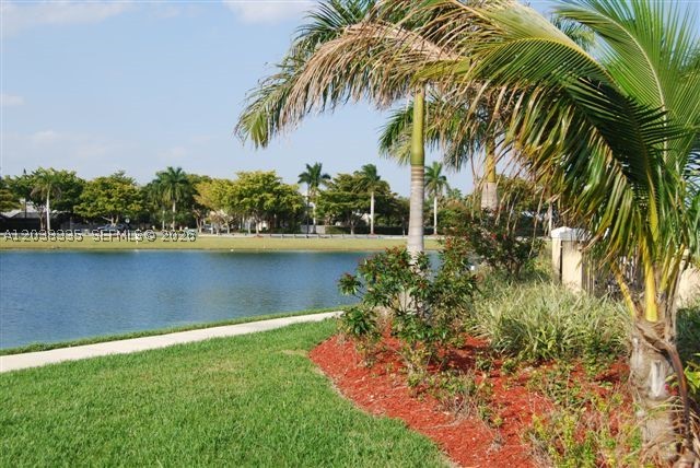 THE COURTS AT BAYSHORE I - Residential