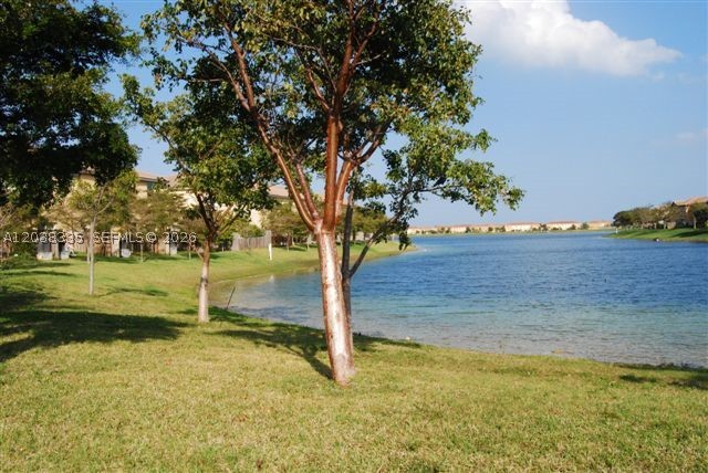 THE COURTS AT BAYSHORE I - Residential