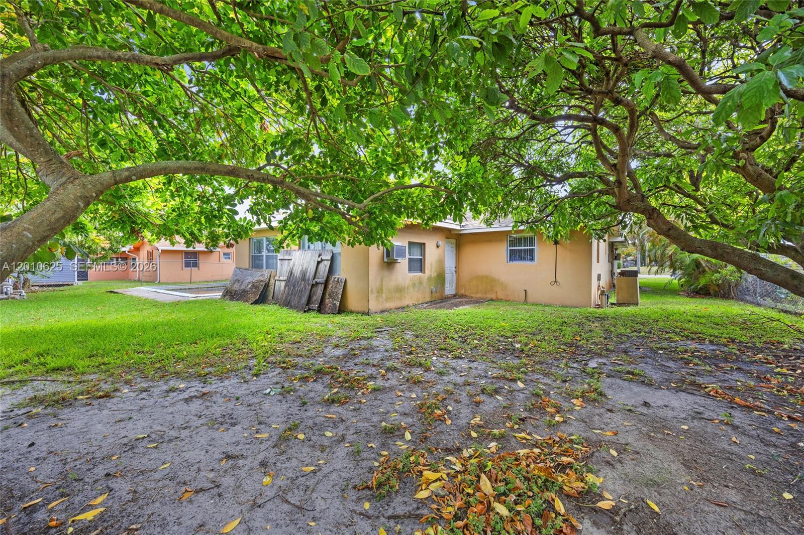 WESTFIELD AT WPB - Residential