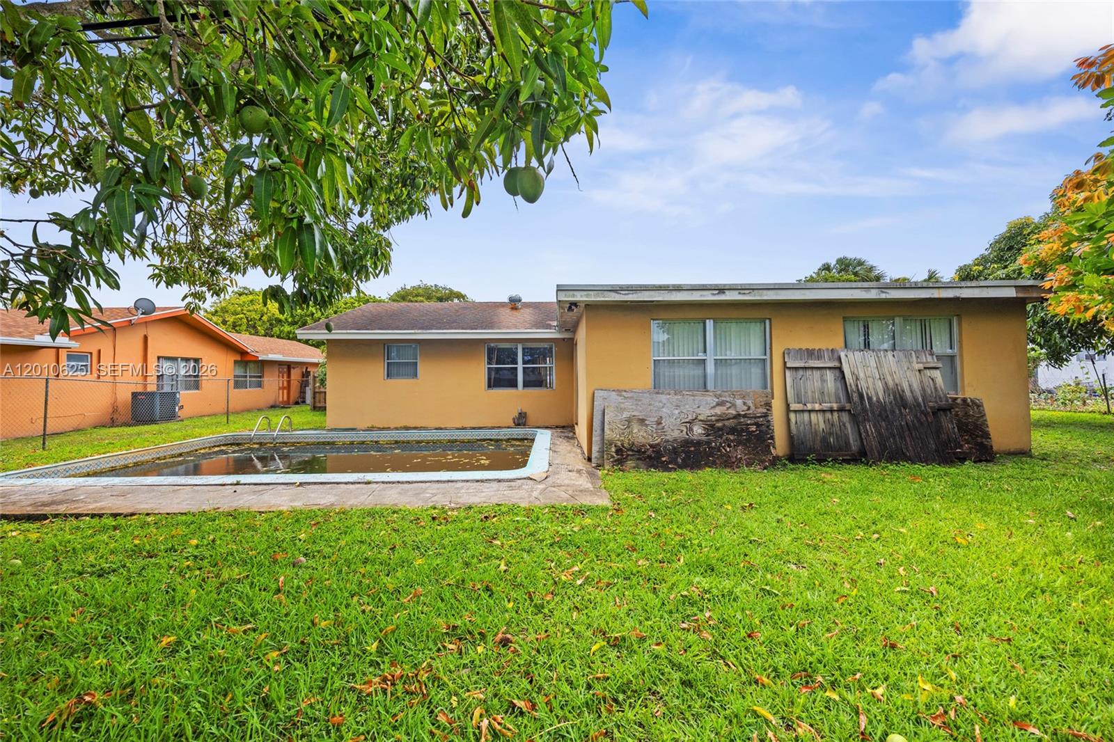 WESTFIELD AT WPB - Residential