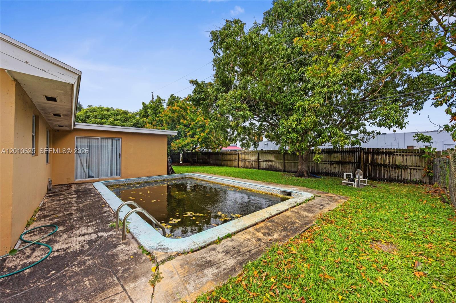 WESTFIELD AT WPB - Residential