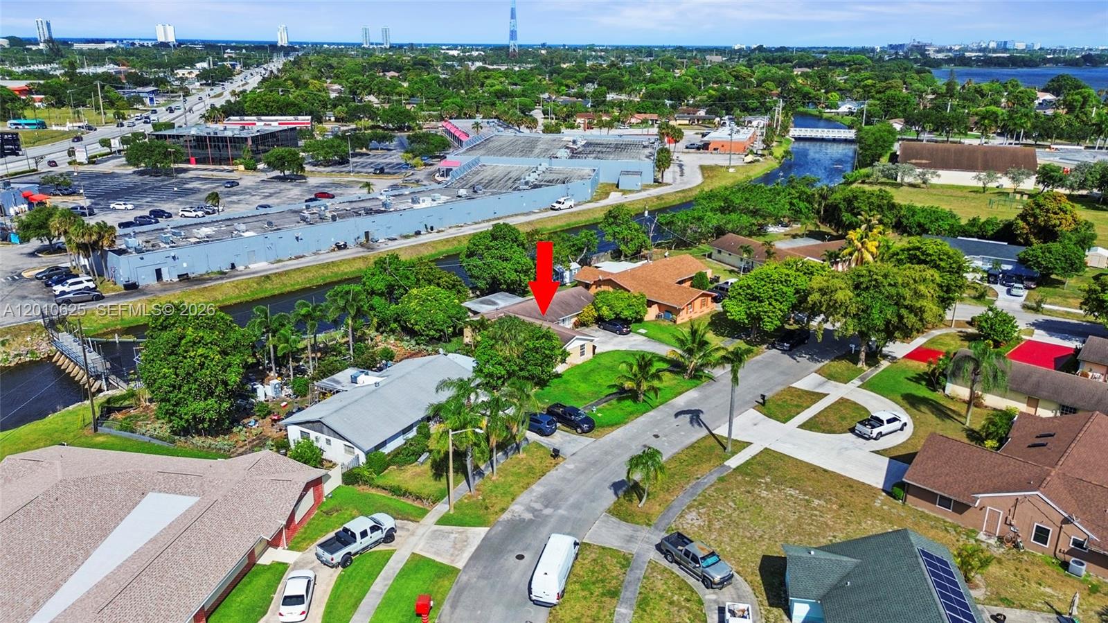 WESTFIELD AT WPB - Residential