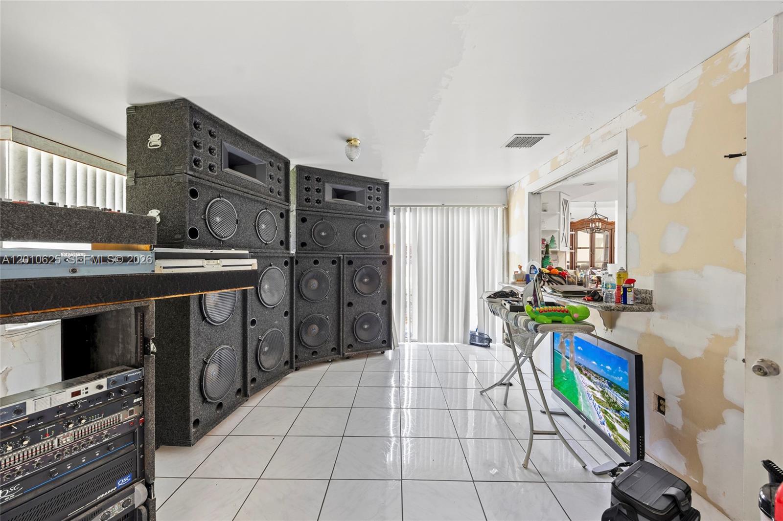 WESTFIELD AT WPB - Residential