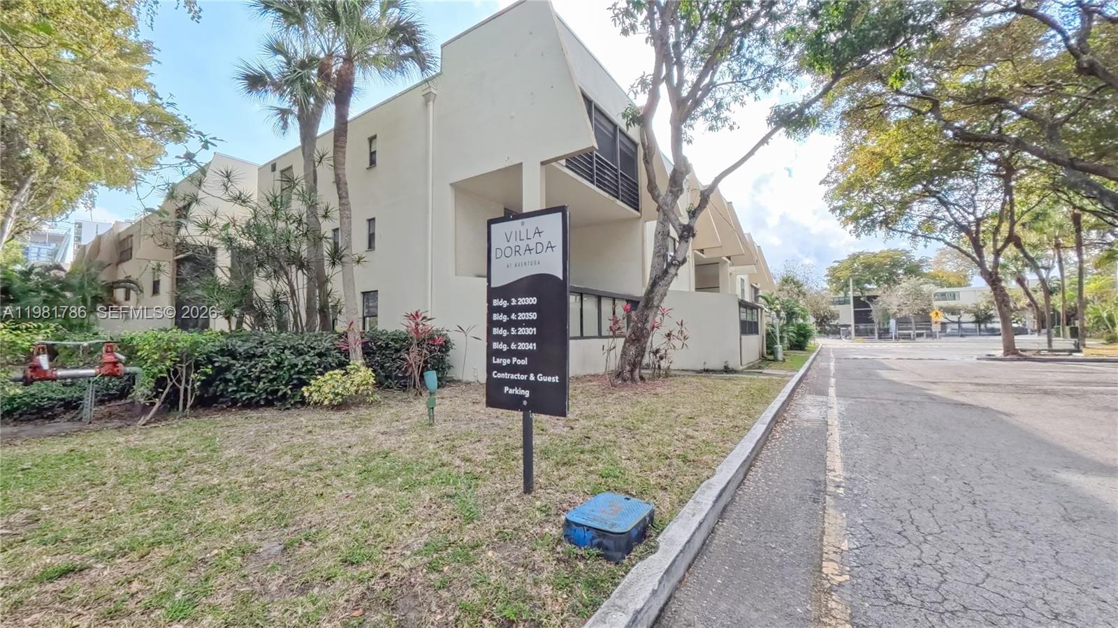 VILLA DORADA CONDO NO 2 - Residential