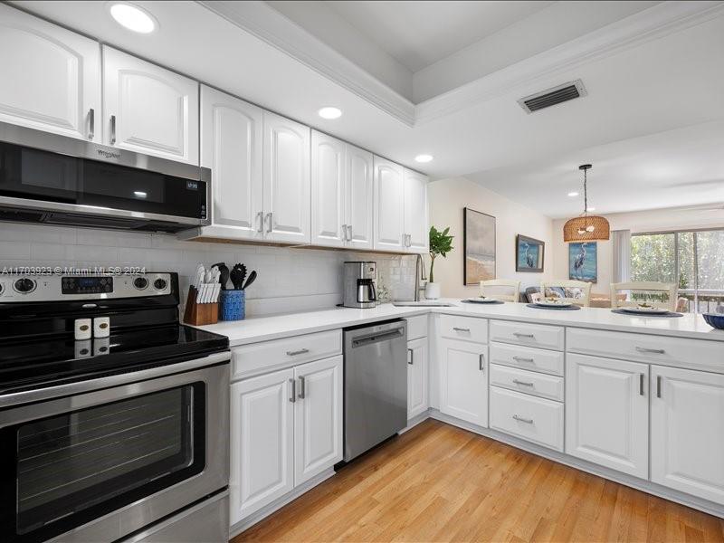 RIVERBEND CONDO - Residential Lease