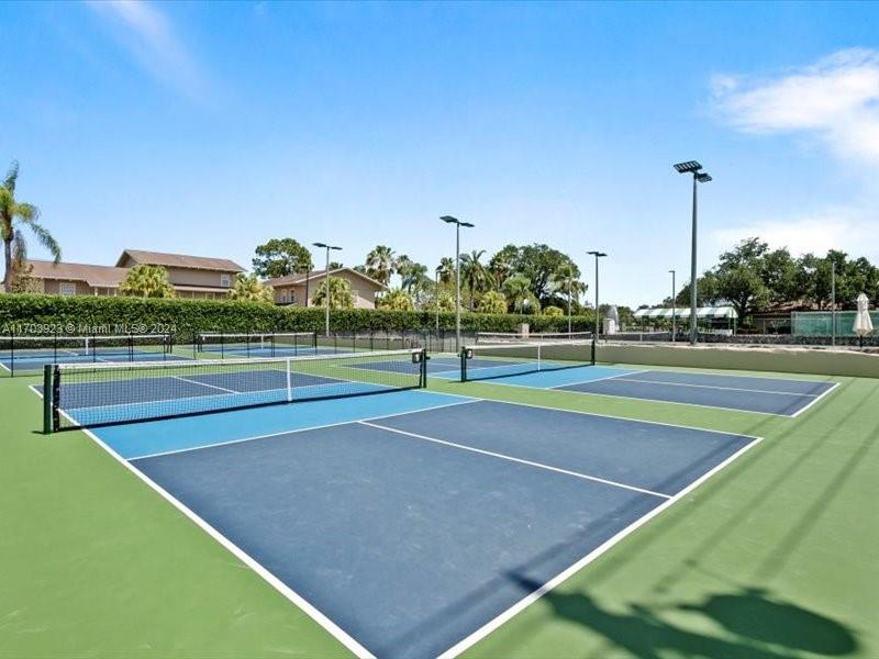 RIVERBEND CONDO - Residential Lease