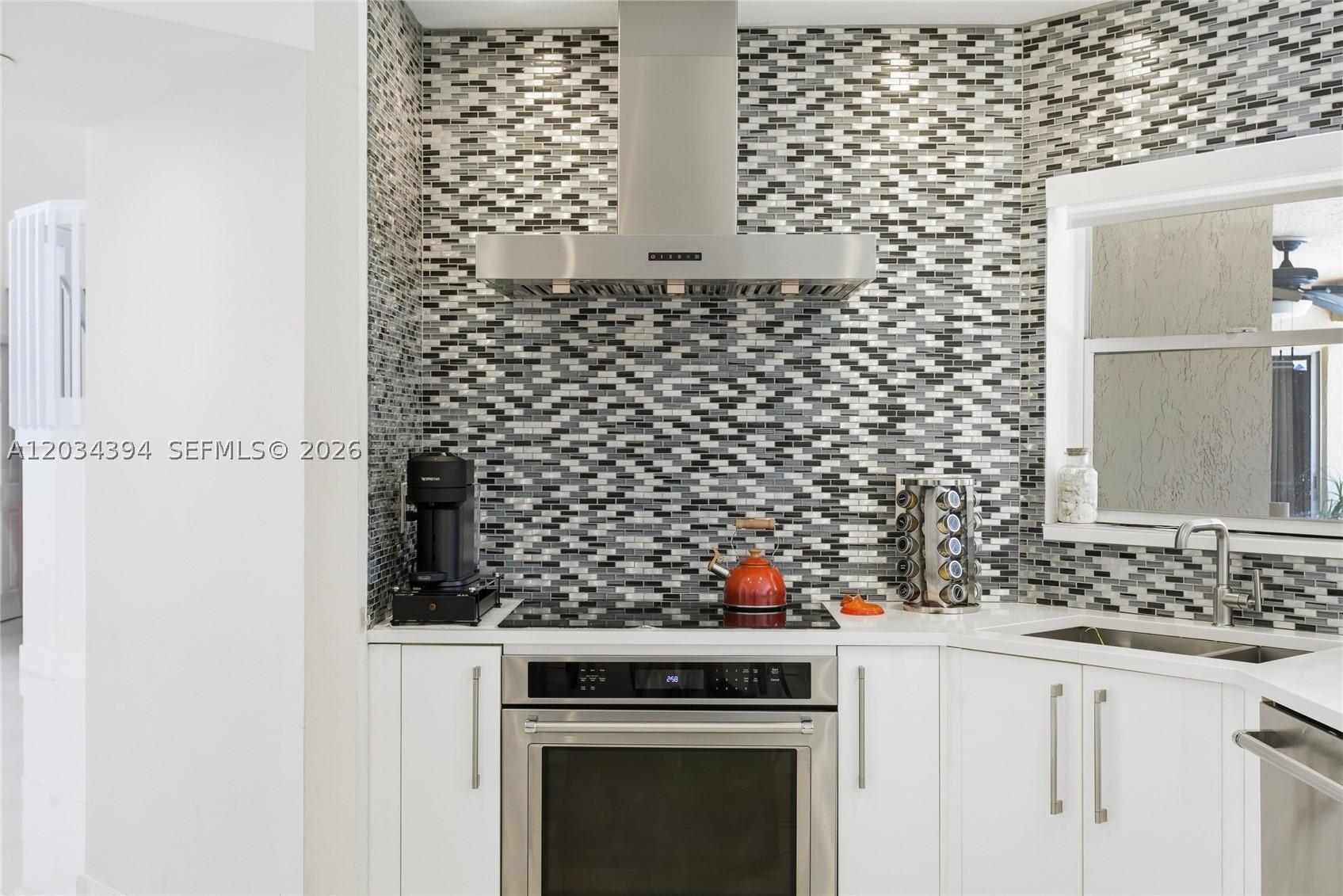 WEST BOCA LAKE - Residential