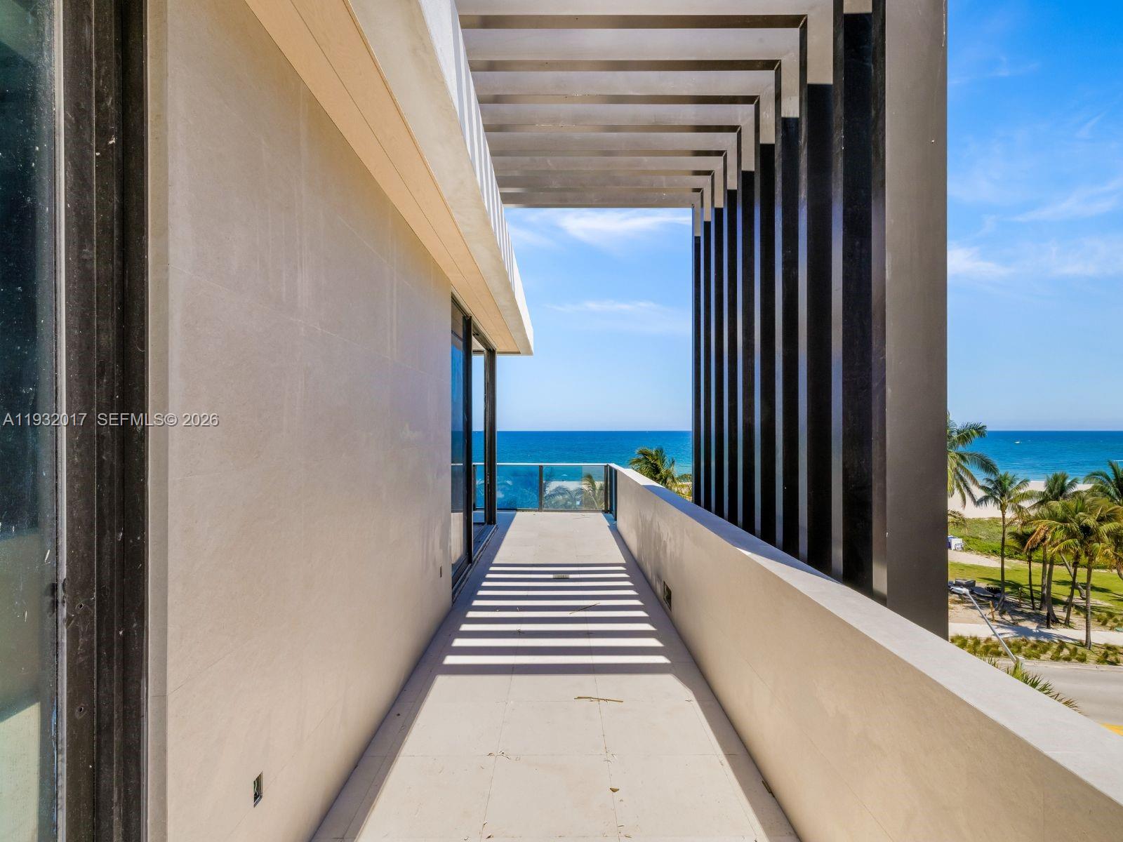 POMPANO BEACH - Residential