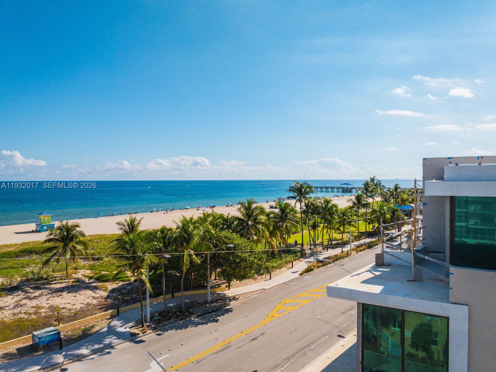 POMPANO BEACH - Residential