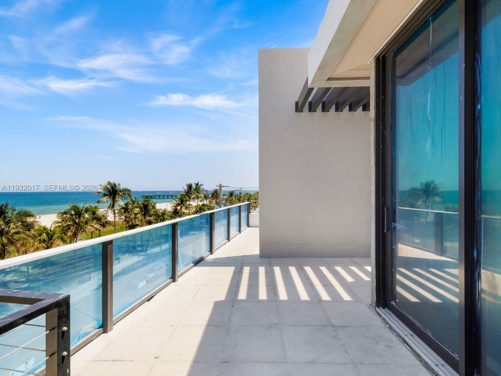 POMPANO BEACH - Residential