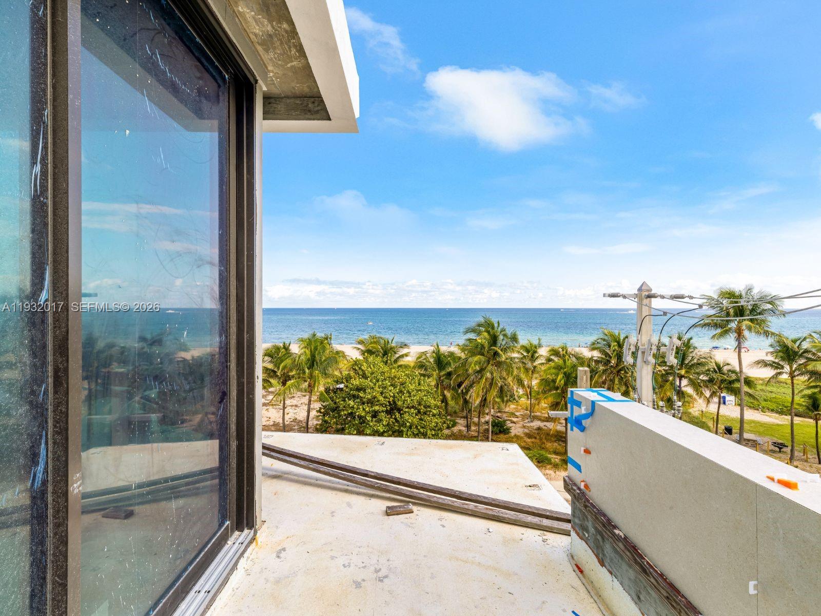 POMPANO BEACH - Residential