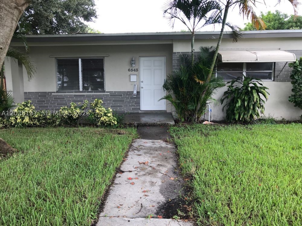 MIRAMAR PARK - Residential Lease