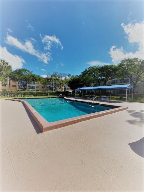 CYPRESS CHASE 6 CONDO - Residential