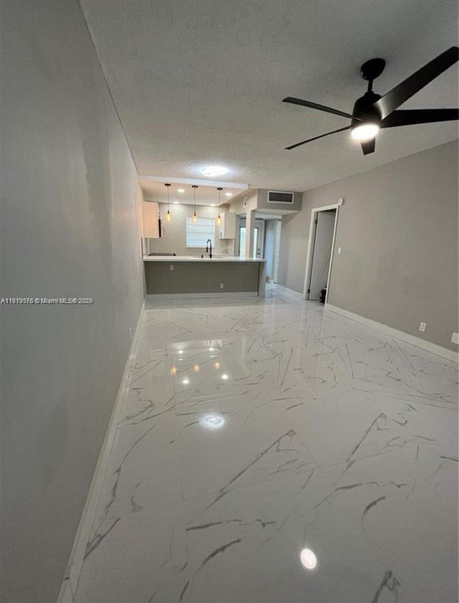 ELDERBERRY GARDENS CONDO - Residential