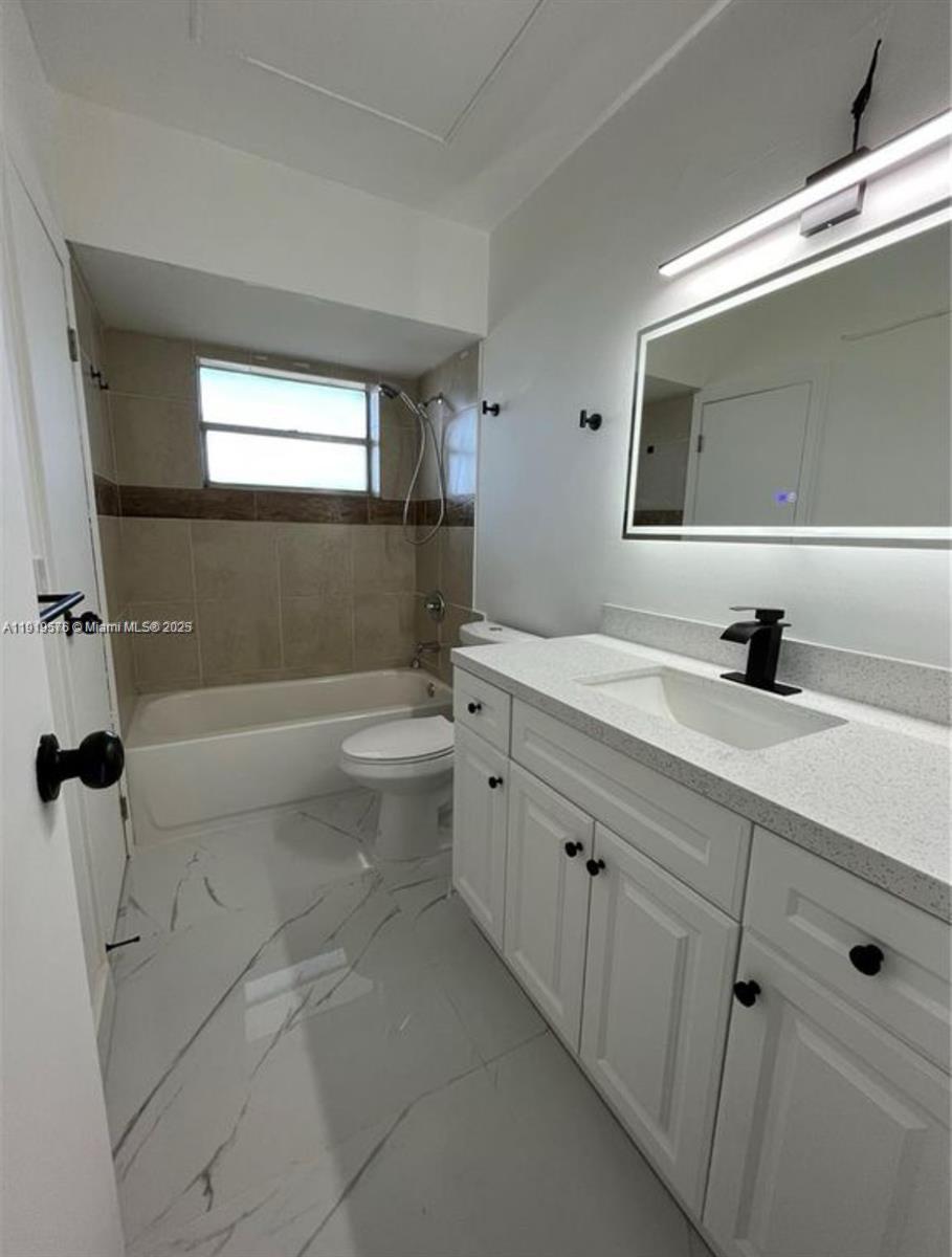 ELDERBERRY GARDENS CONDO - Residential
