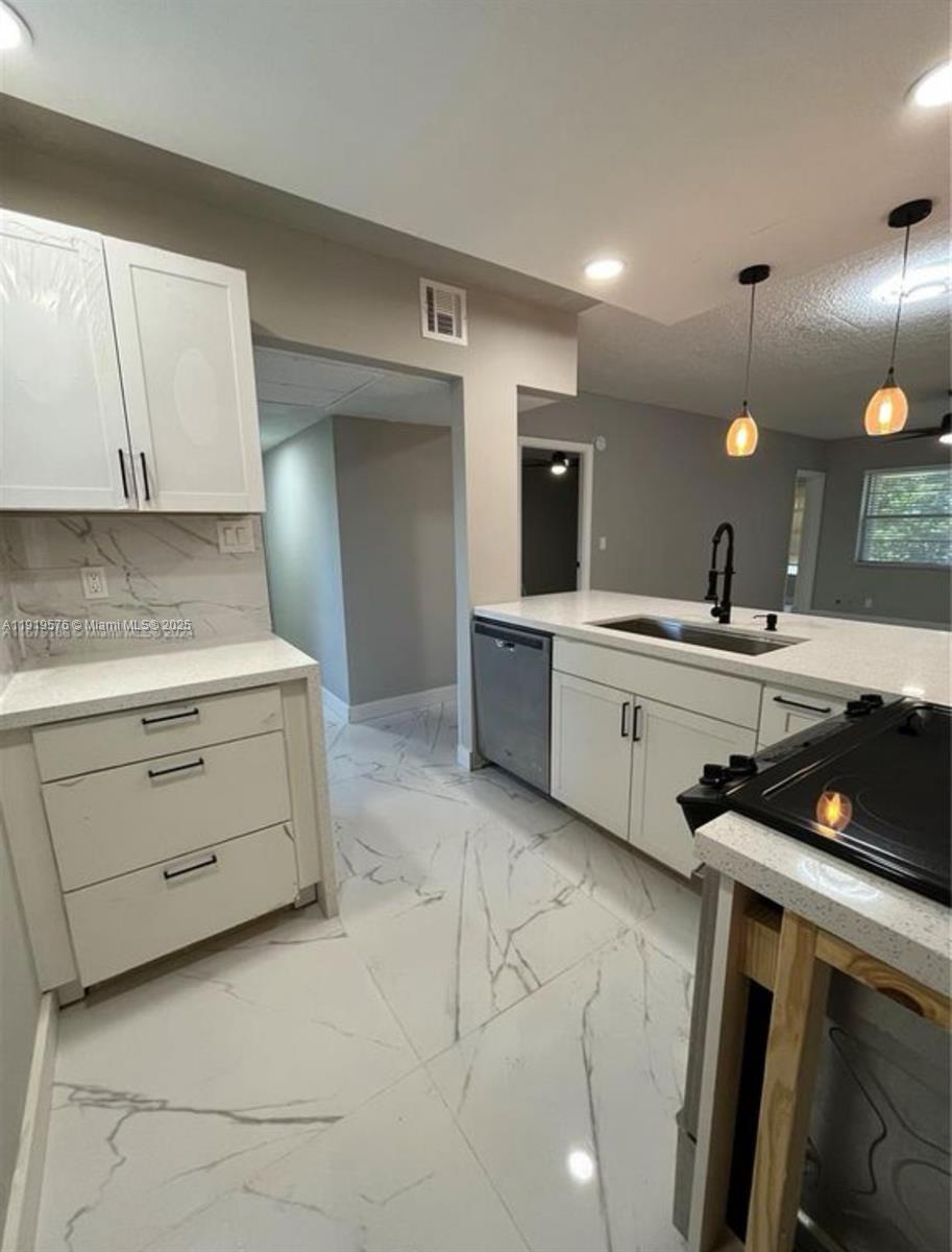 ELDERBERRY GARDENS CONDO - Residential
