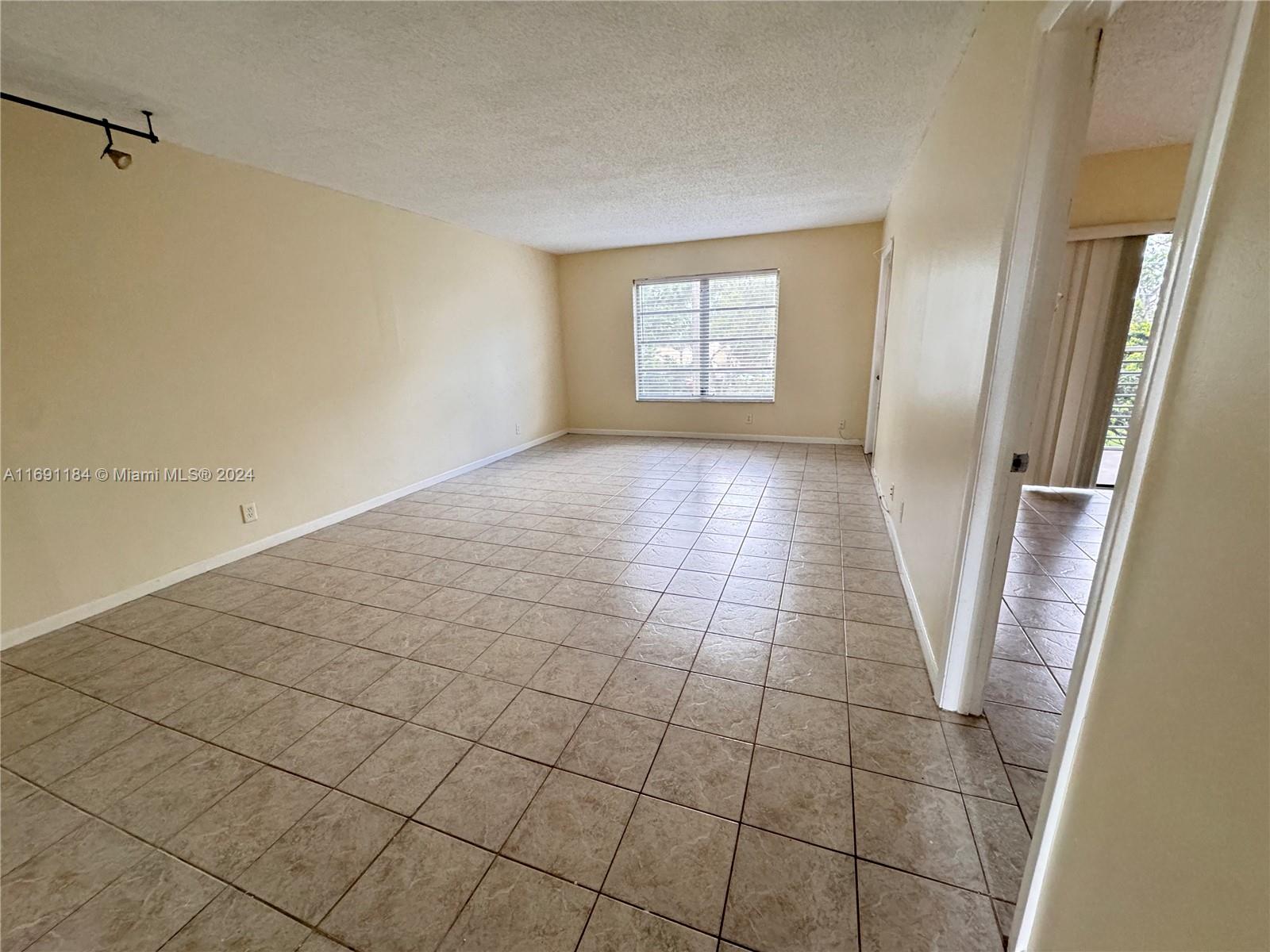 ARROWHEAD CONDO 9 - Residential Lease