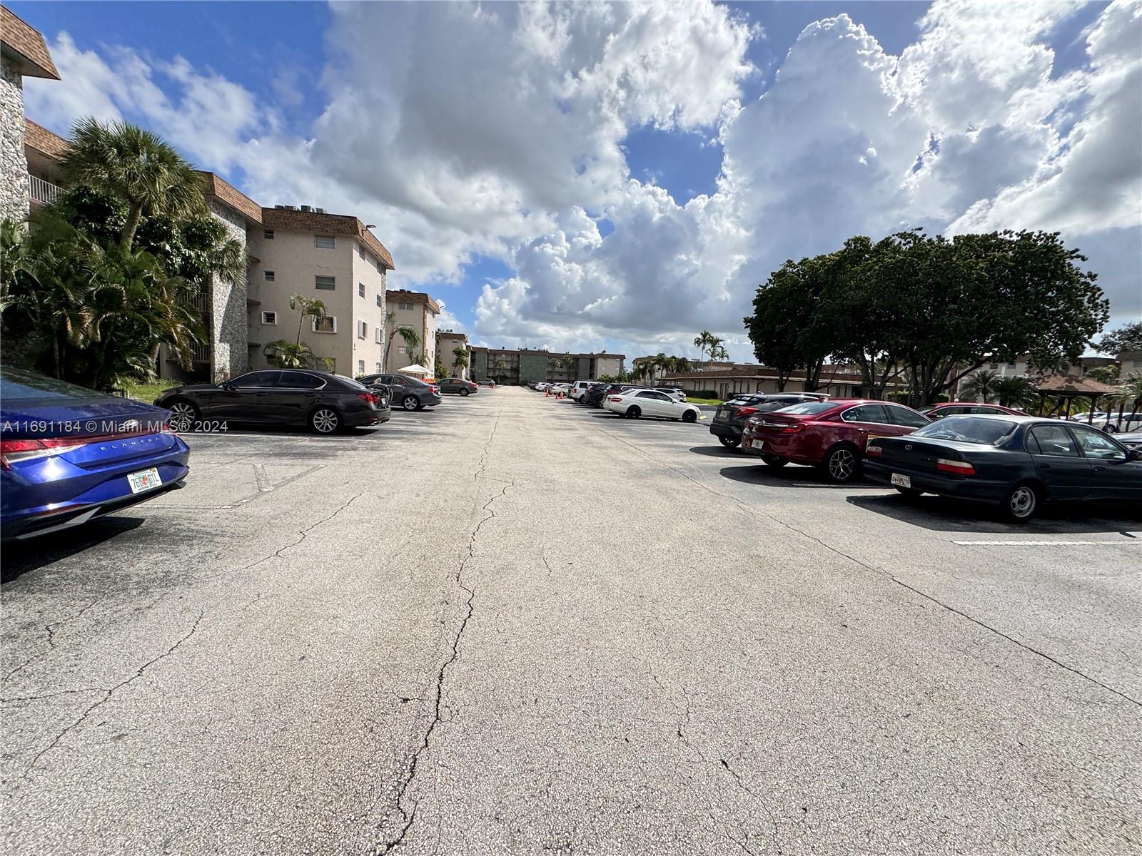 ARROWHEAD CONDO 9 - Residential Lease