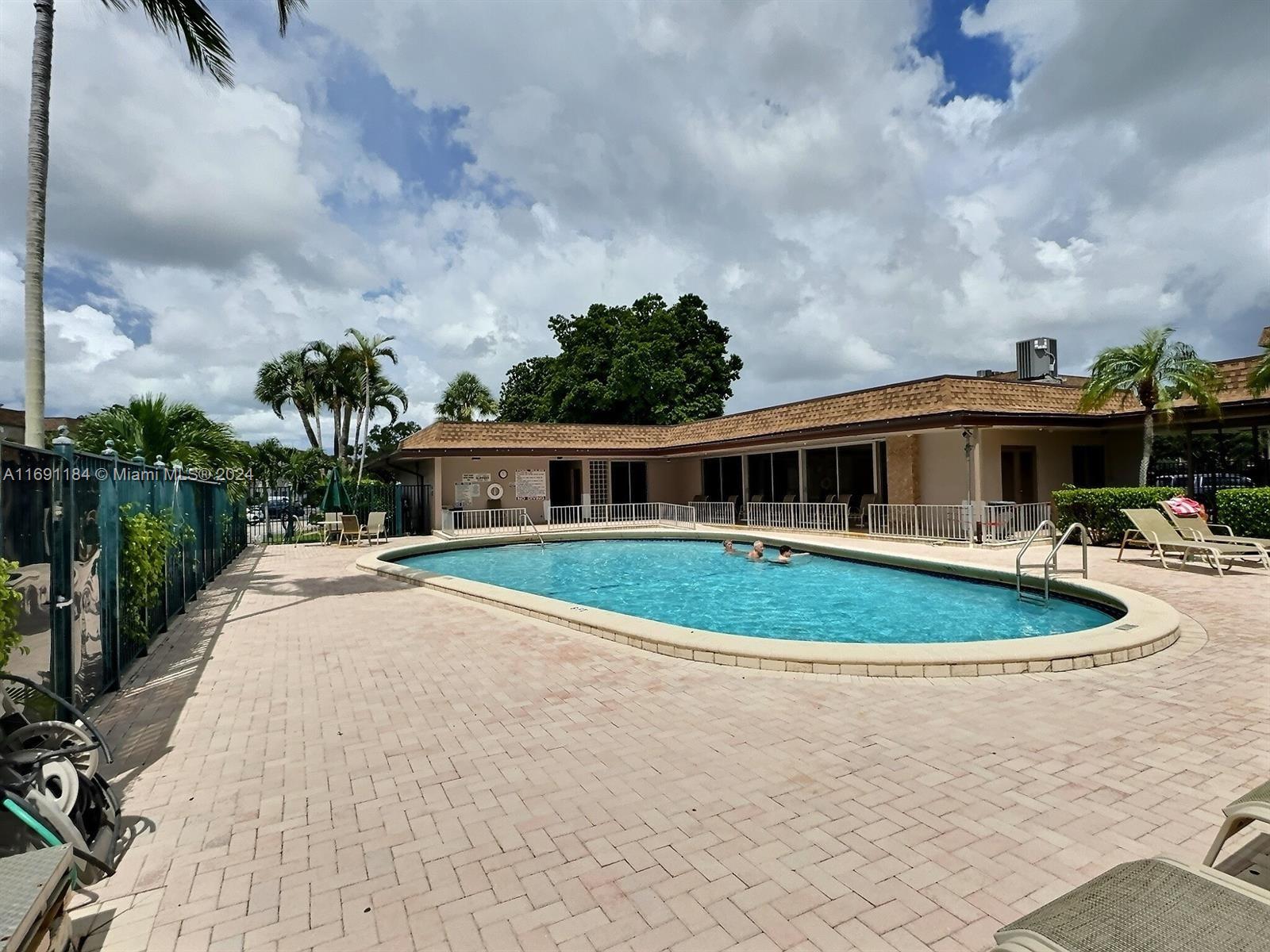 ARROWHEAD CONDO 9 - Residential Lease