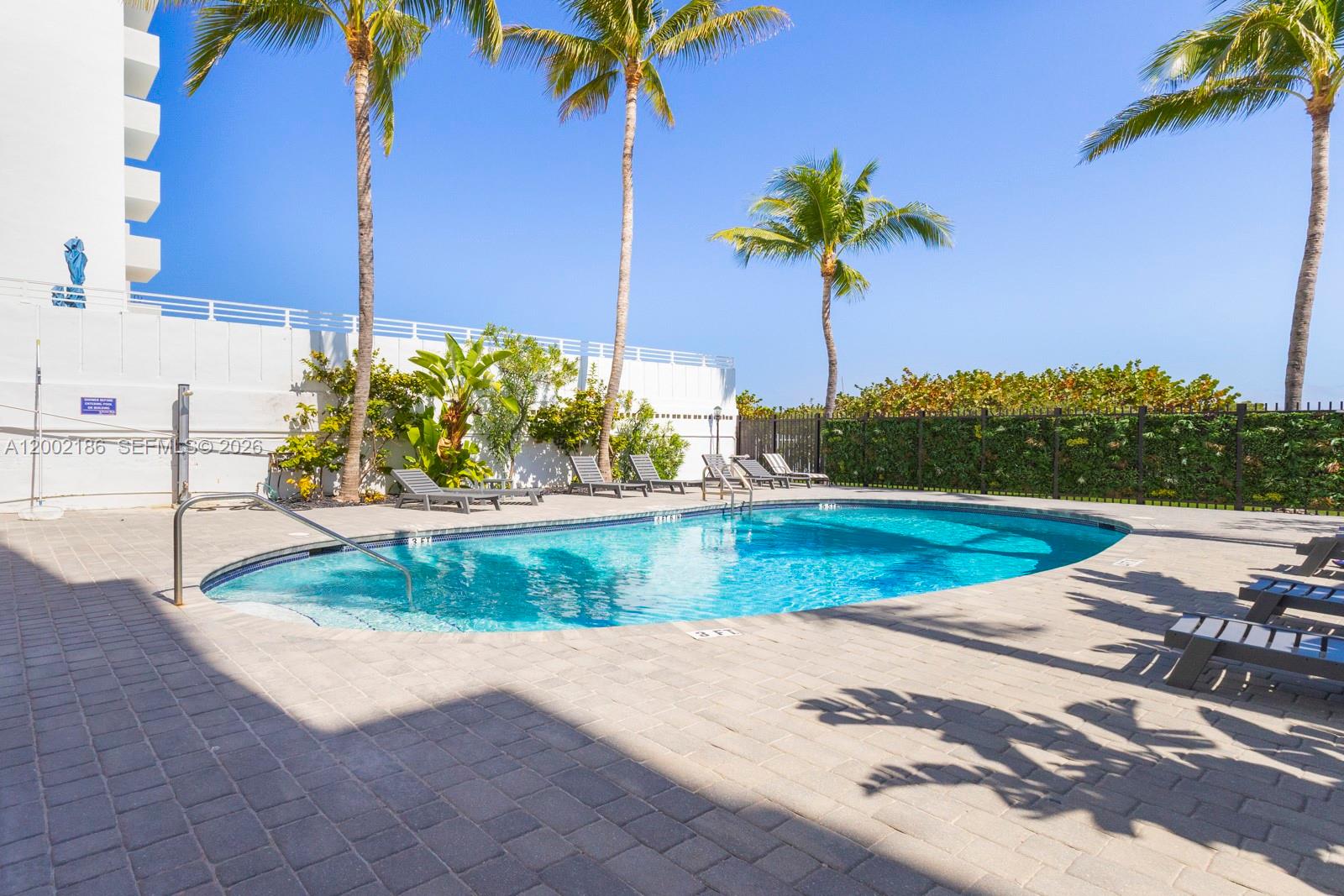 OCEAN WALK ON SOUTH BEACH - Residential