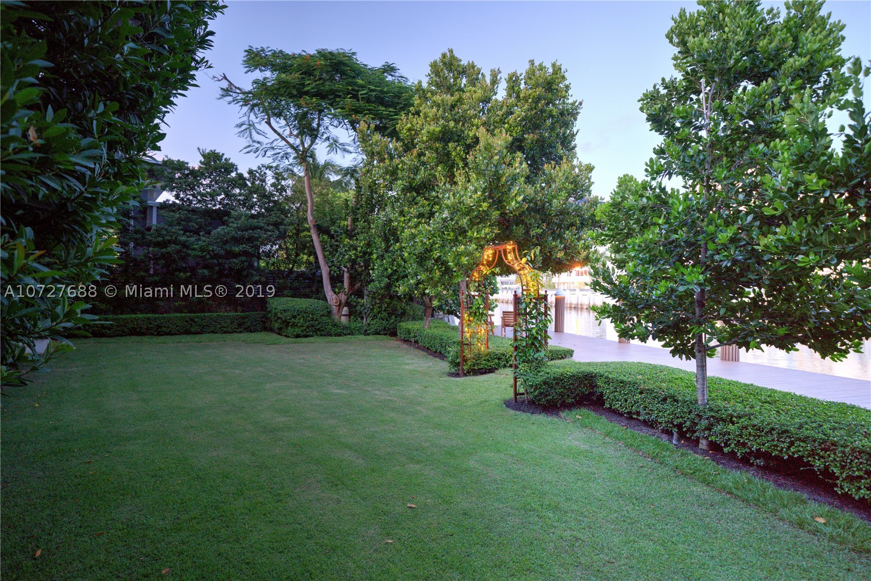 FLAMINGO TERRACE SUB - Residential