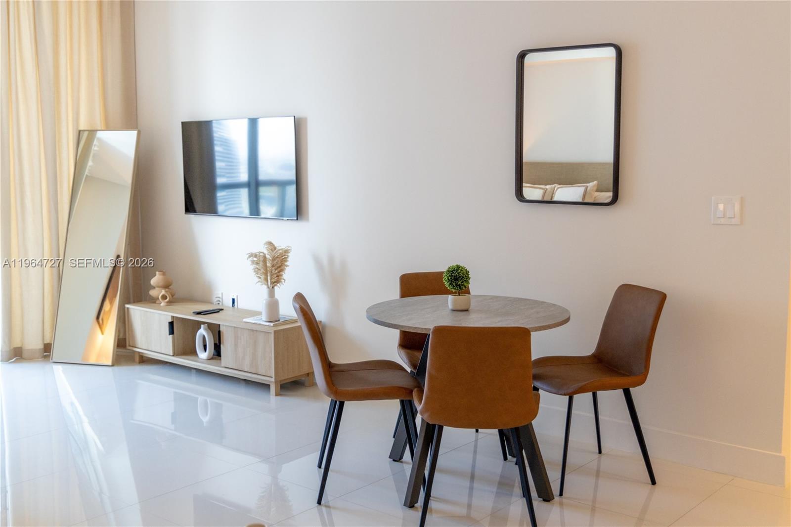 ICONBRICKELL CONDO NO 1 - Residential