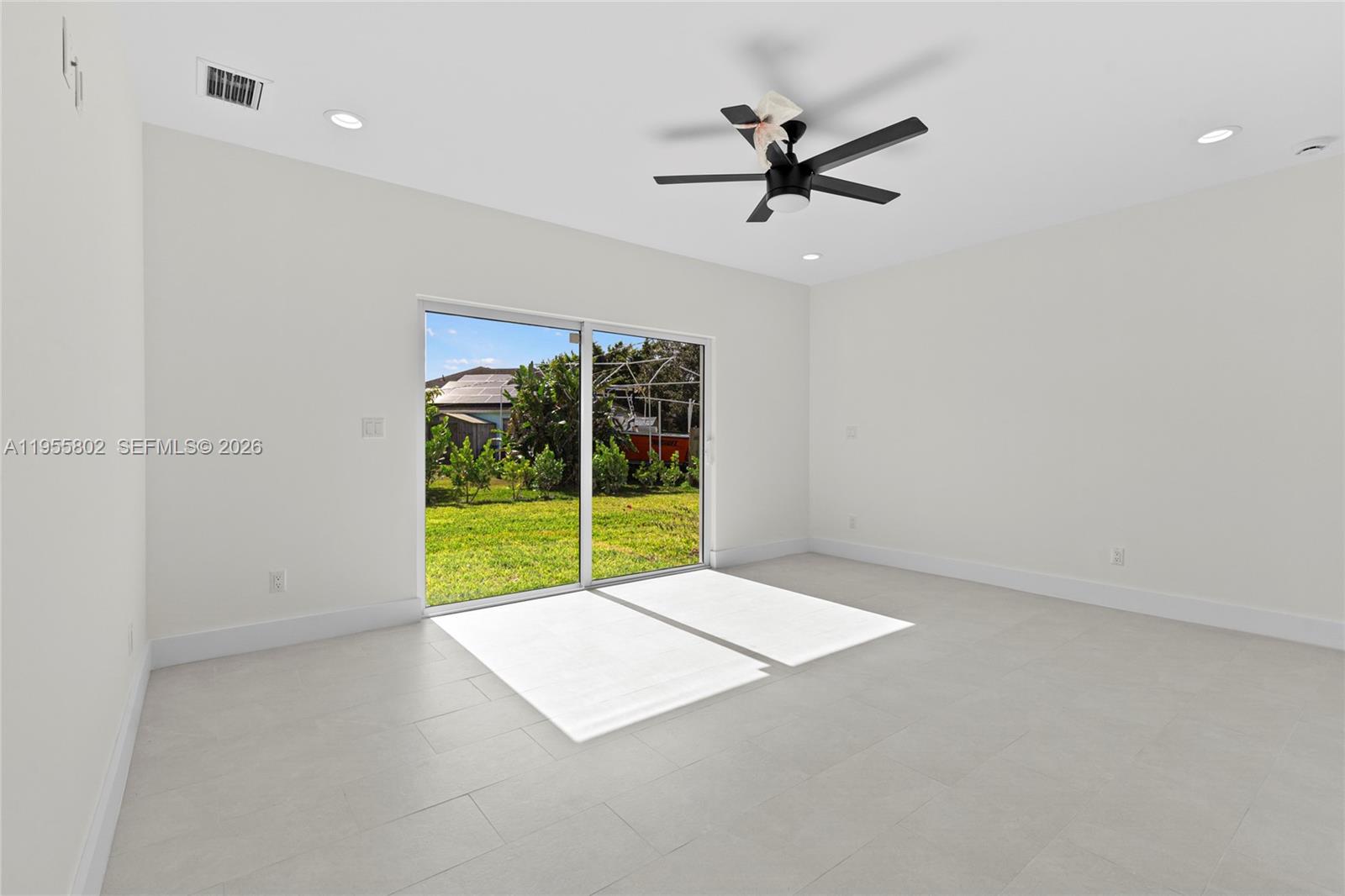PORT ST LUCIE SECTION 33 - Residential