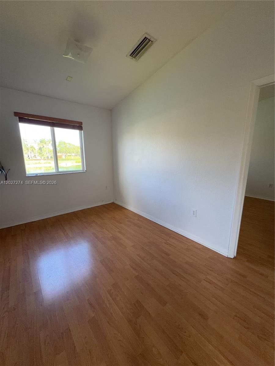MONTEREY AT MALIBU BAY CO - Residential Lease