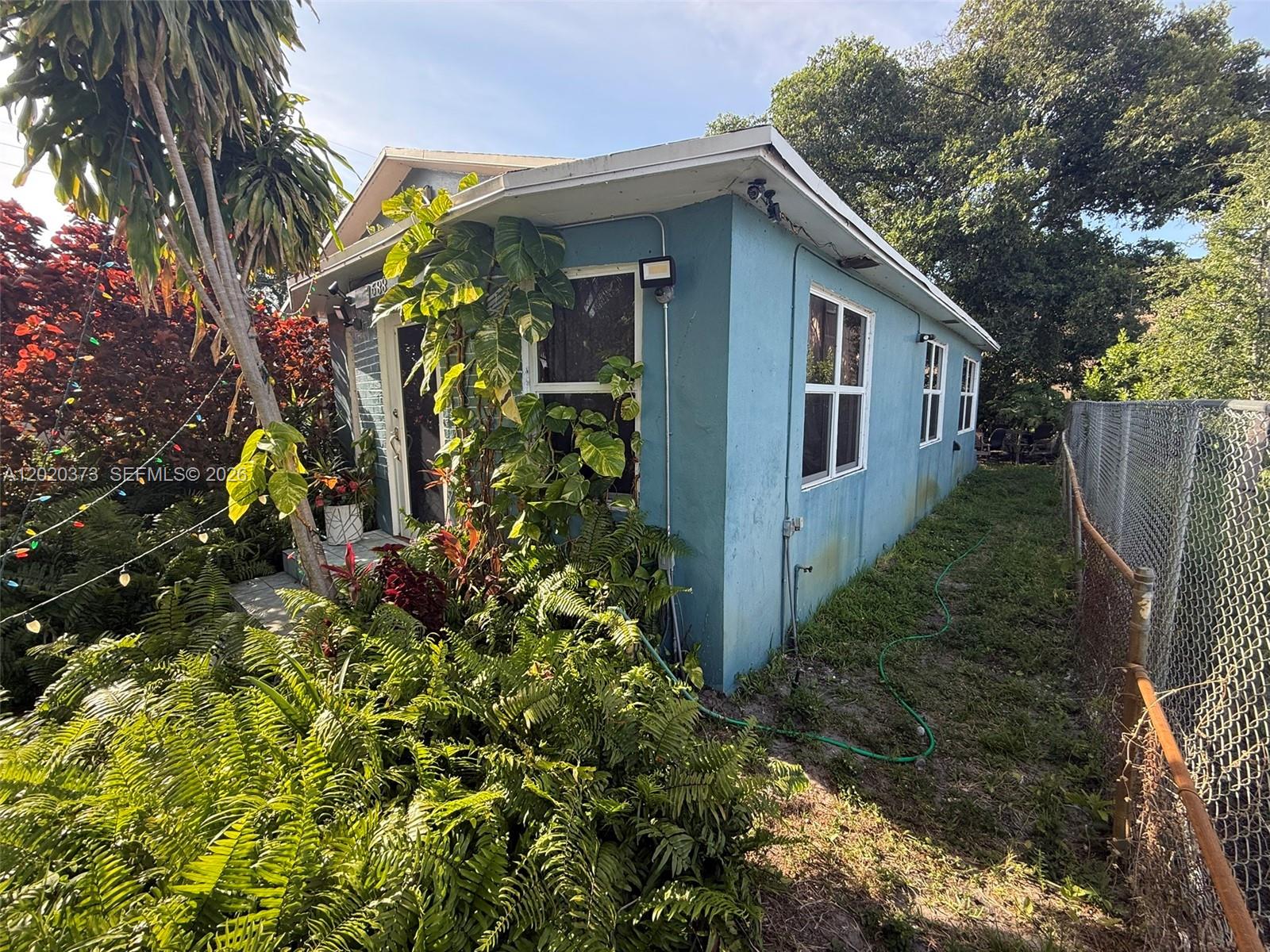 COLLEGE TRACT FIRST ADD - Residential
