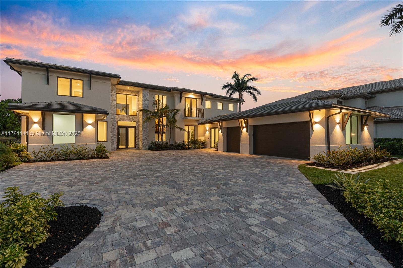 HERON BAY EAST - Residential