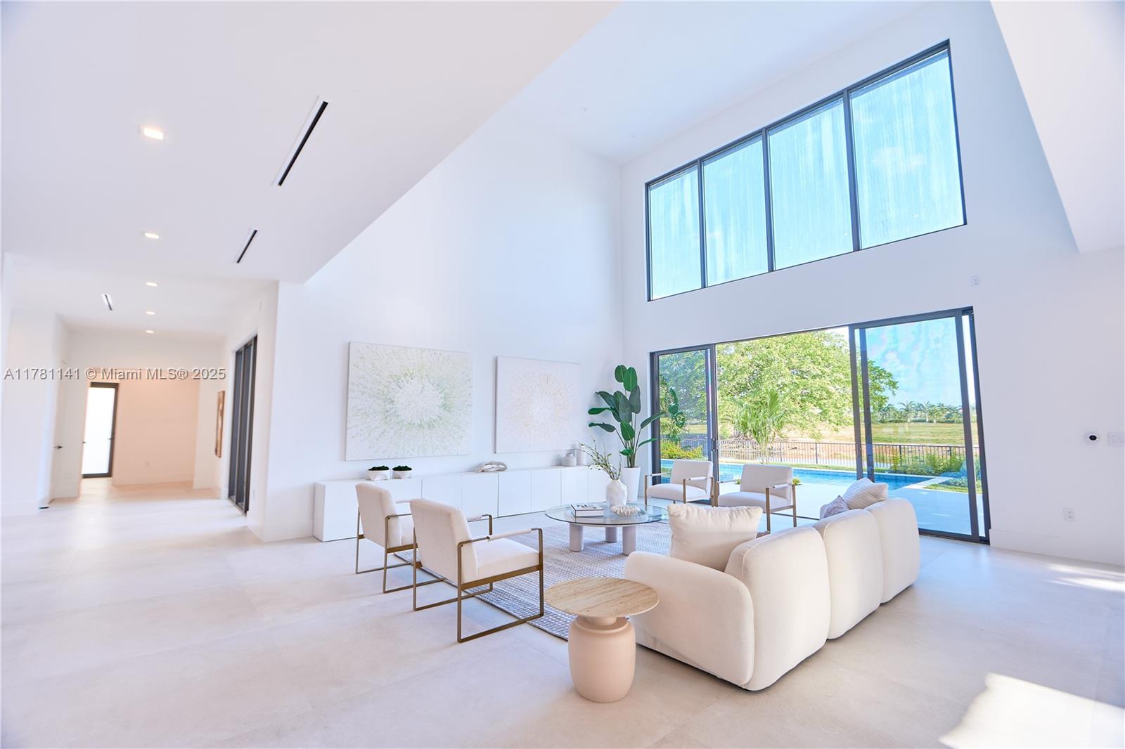 HERON BAY EAST - Residential
