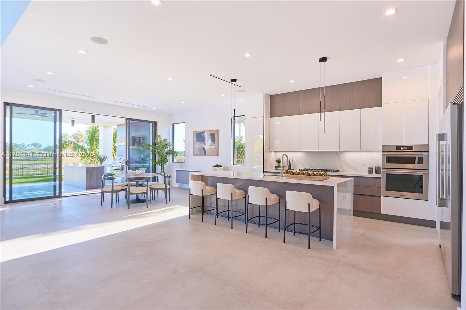 HERON BAY EAST - Residential