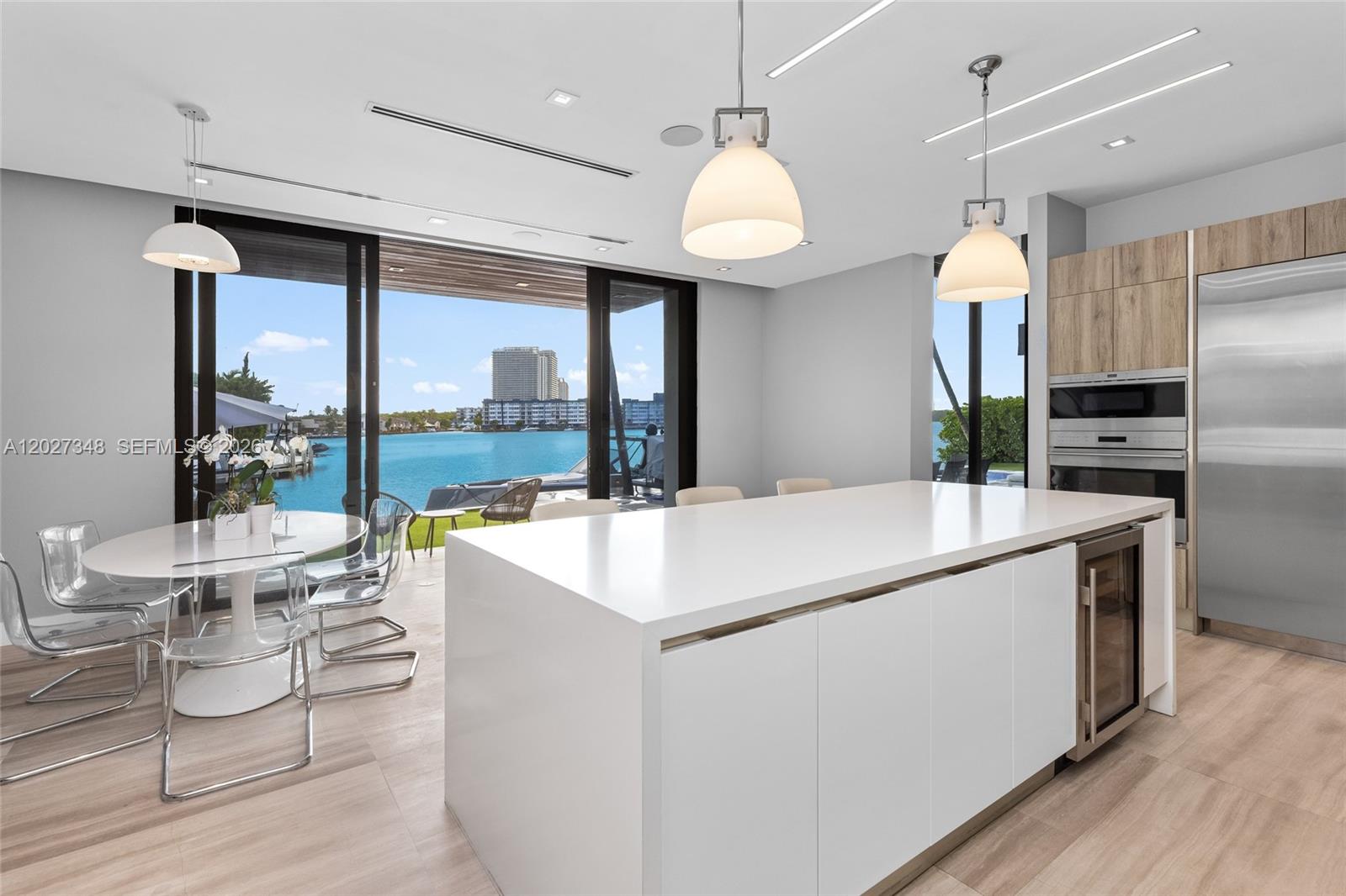 EASTERN SHORES - Residential