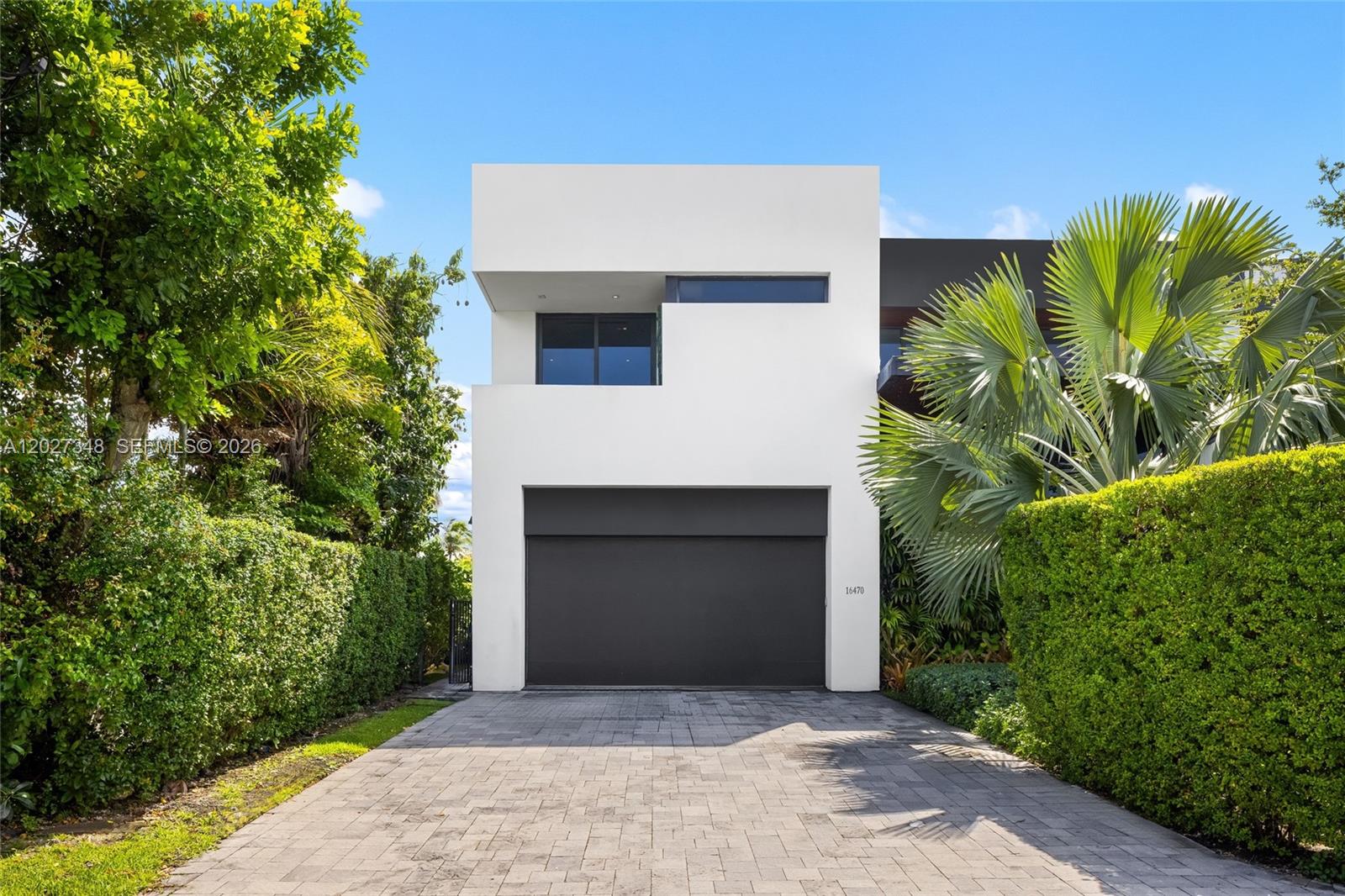 EASTERN SHORES - Residential
