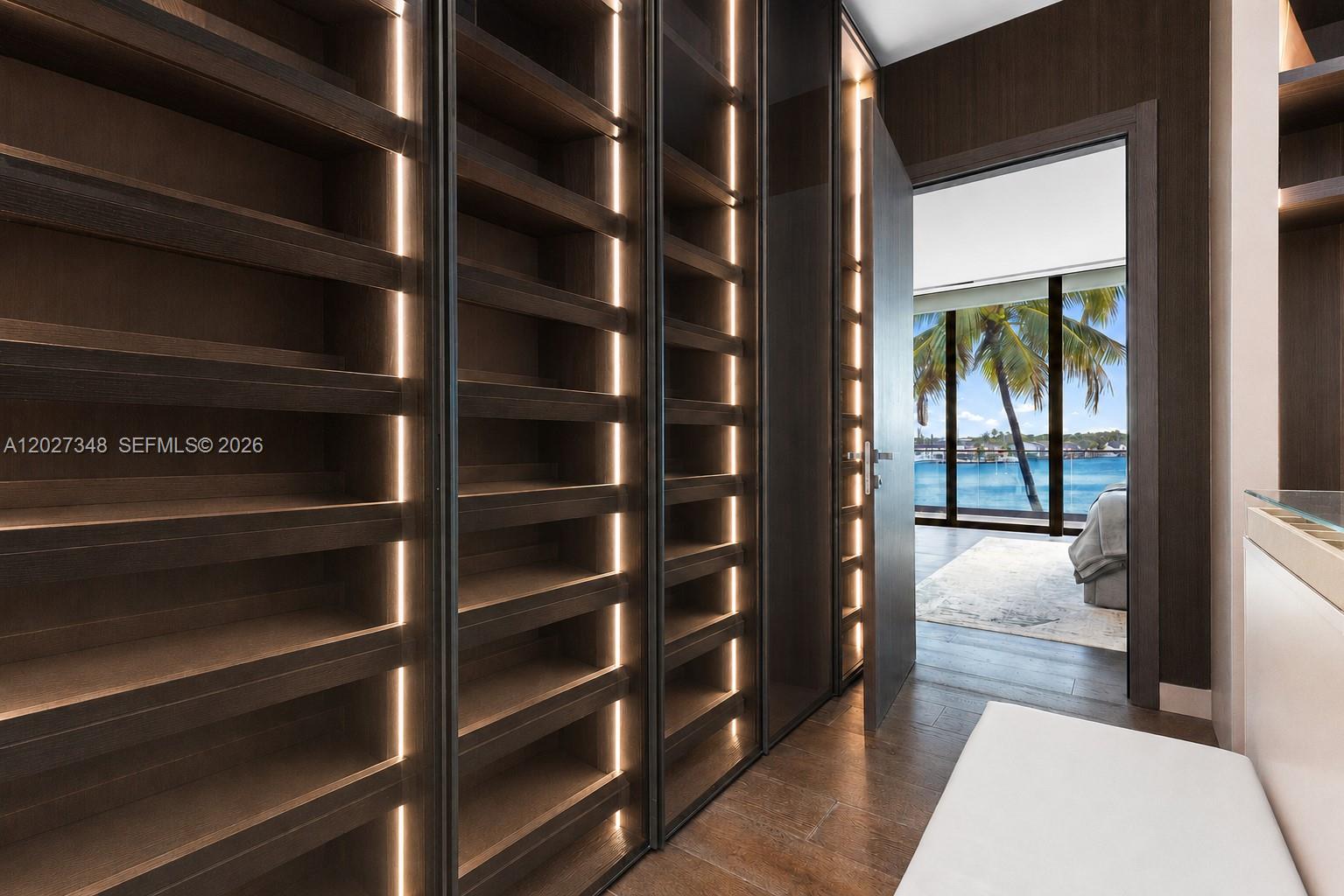 EASTERN SHORES - Residential