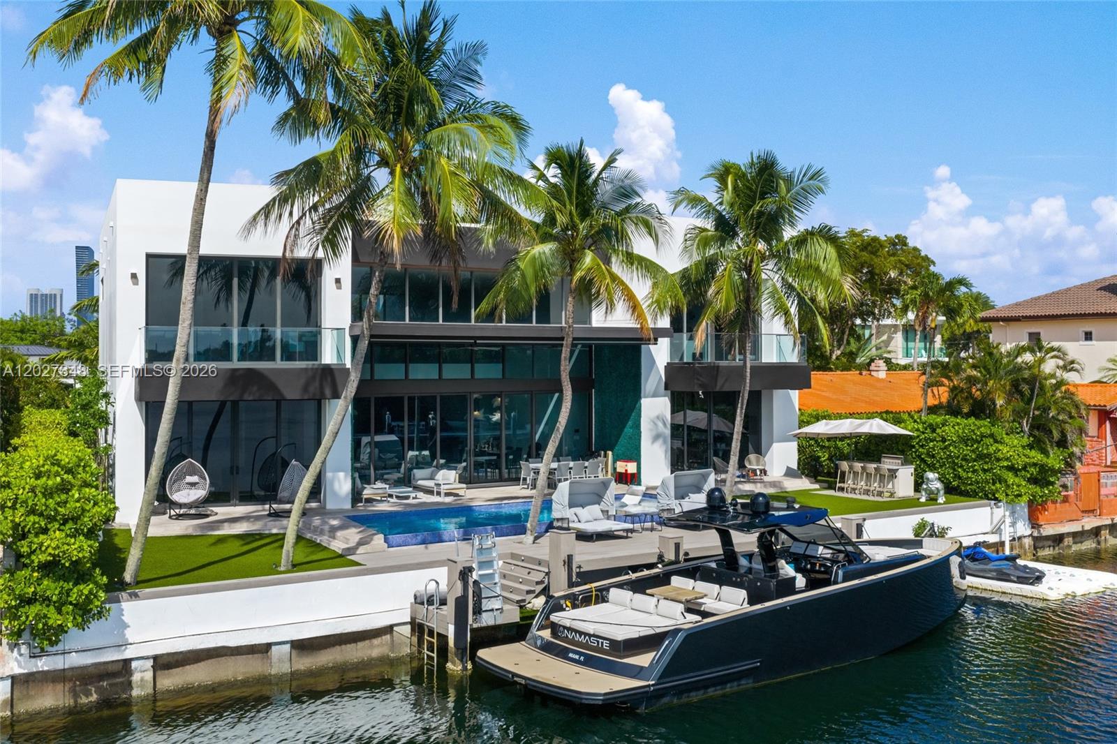 EASTERN SHORES - Residential