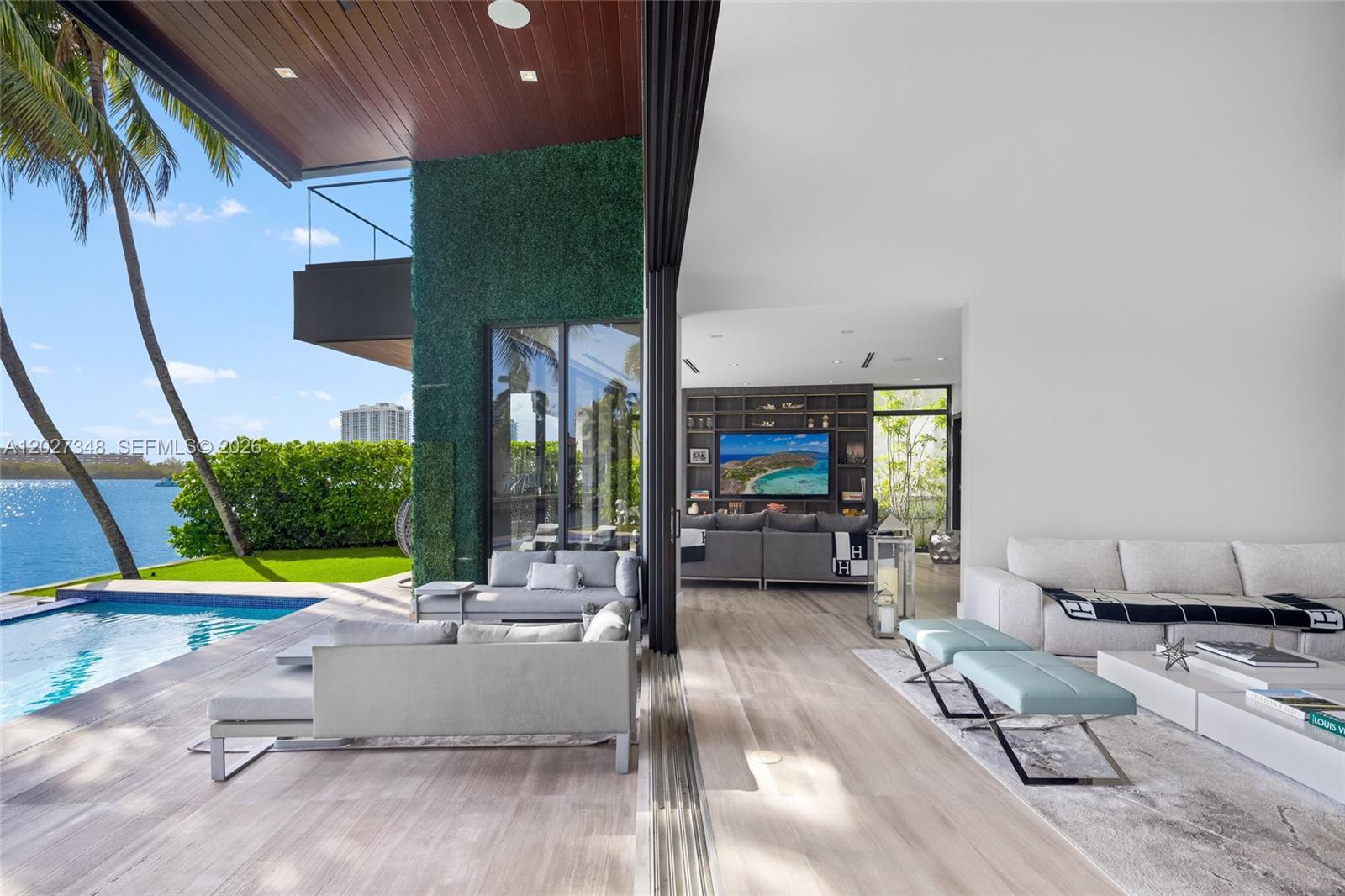 EASTERN SHORES - Residential