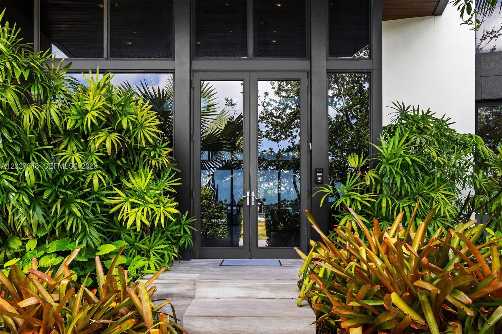 EASTERN SHORES - Residential