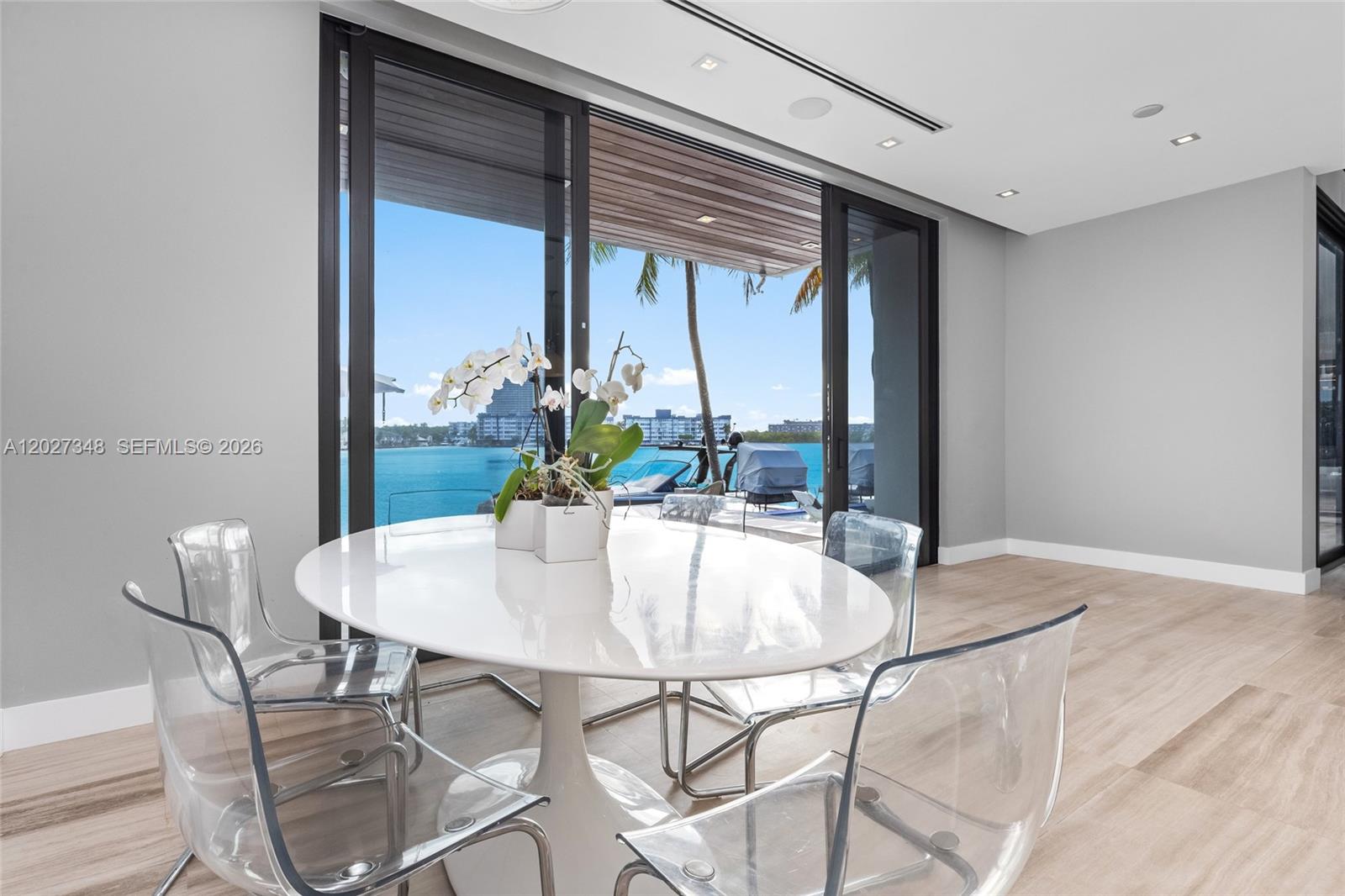 EASTERN SHORES - Residential