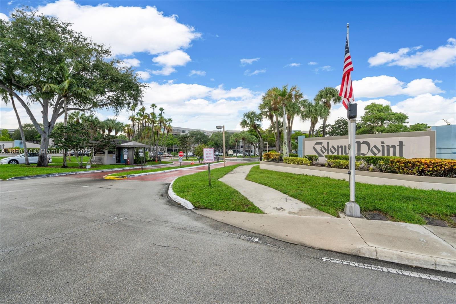 Price Improvement! Inviting and beautiful  1 bed + den (converted to 2nd bedroom w/ closet & full bath) in sought after 55+ Colony Point community with stunning lake views from screened balcony. Features  vinyl flooring, modern touches, in-unit washer & dryer. HOA includes: water, basic cable, and resort-style amenities: pool, jacuzzi, tennis, racquetball, fitness center, sauna, billiards, library, theater & clubhouse. HOA: 20% down. Conveniently located close to hospital, shopping centers, and Dining.