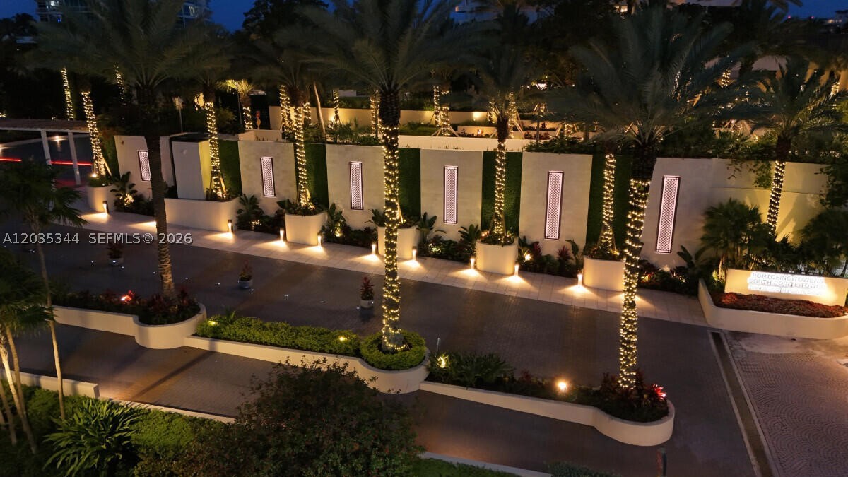 SOUTH POINTE TOWERS CONDO - Residential Lease