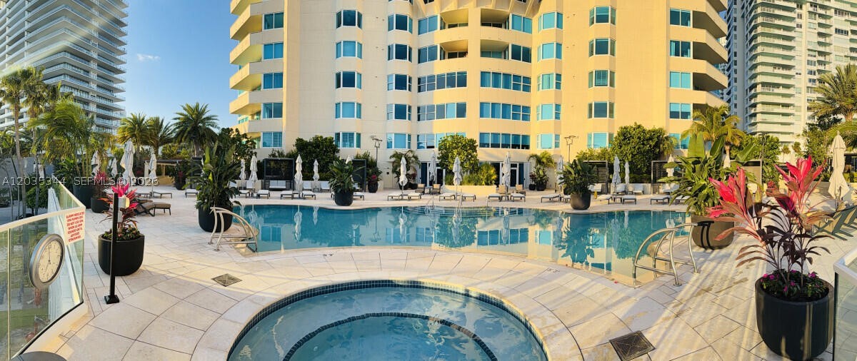 SOUTH POINTE TOWERS CONDO - Residential Lease