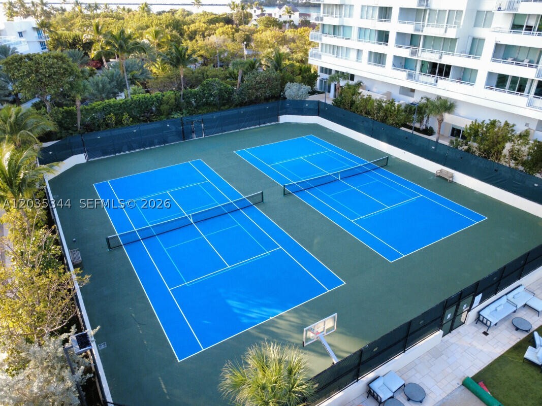 SOUTH POINTE TOWERS CONDO - Residential Lease