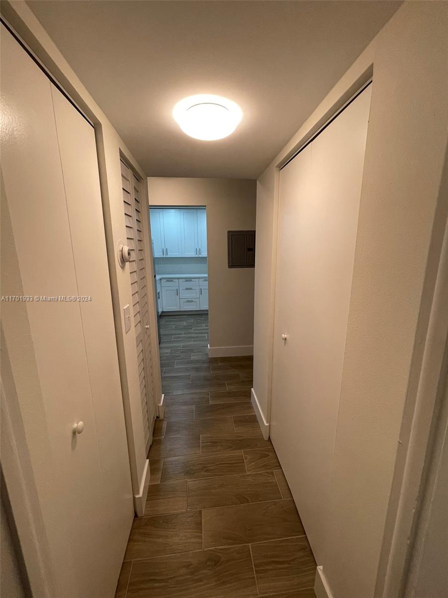 VILLAGE OF KINGS CREEK CO - Residential Lease