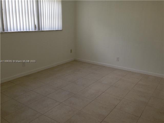 LA SALLE PARK CONDO - Residential