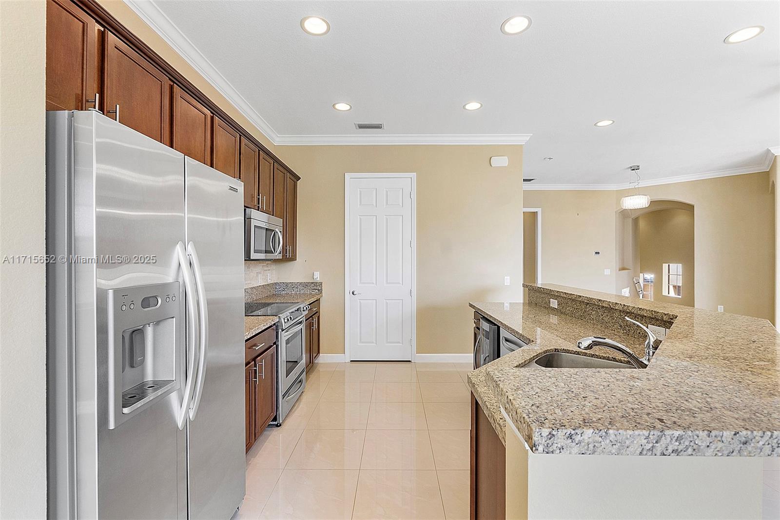 CYPRESS POINTE IV AT HERO - Residential Lease