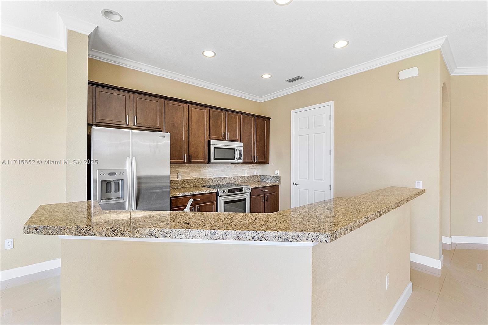 CYPRESS POINTE IV AT HERO - Residential Lease