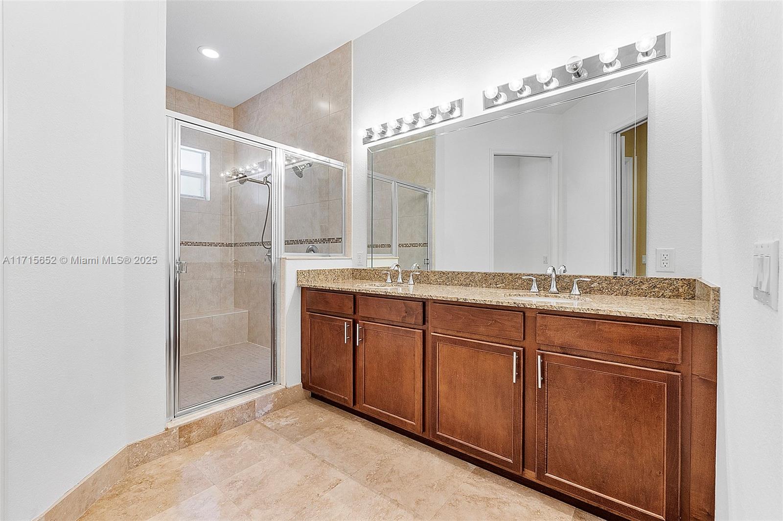 CYPRESS POINTE IV AT HERO - Residential Lease